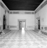 [Udine : restauro di Palazzo Antonini Cernazai e dell'ex convento degli Agostiniani : intervento di Gianni Avon]