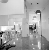[Milano : negozio Artemide : progetto di Vico Magistretti]
