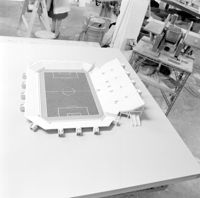 [Modello per uno stadio]
