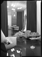 [Milano : uffici Bemberg : progetto di Giancarlo De Carlo con Enzo Mariani]