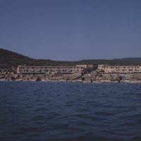 [Punta Ala : complesso residenziale : progetto di Ignazio Gardella con Alberto Mazzoni, D. Giucciardi, V. Sonzogni]
