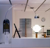 [Centro Fly di Milano : mostra "Oggetti per la casa" : oggetti disegnati da Achille e Pier Giacomo Castiglioni]