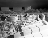 [Modello del progetto di Giancarlo De Carlo per un nuovo complesso sulla Avenida Diagonal a Barcellona]