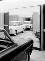 [Milano : salone d'automobili : progetto di Paolo Tilche]