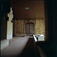 [Venezia : ingresso del palazzo Querini Stampalia : progetto di Carlo Scarpa]