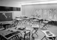 [Allestimento di Gianfranco Frattini per la XII Triennale di Milano]