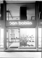[Milano : negozio di calzature San Babila : progetto di Ambrogio Brusa e Cesare Seregni]