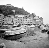 [Portofino : negozio di abbigliamento Pucci : progetto di Gianfranco Frattini]